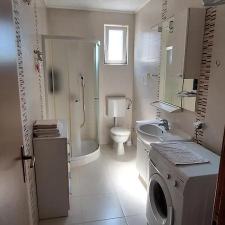 Apartman Nil 2b Near The Beach *